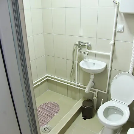 Prenociste Pilot 3* Ni