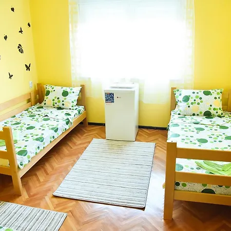 Guest house Prenociste Pilot